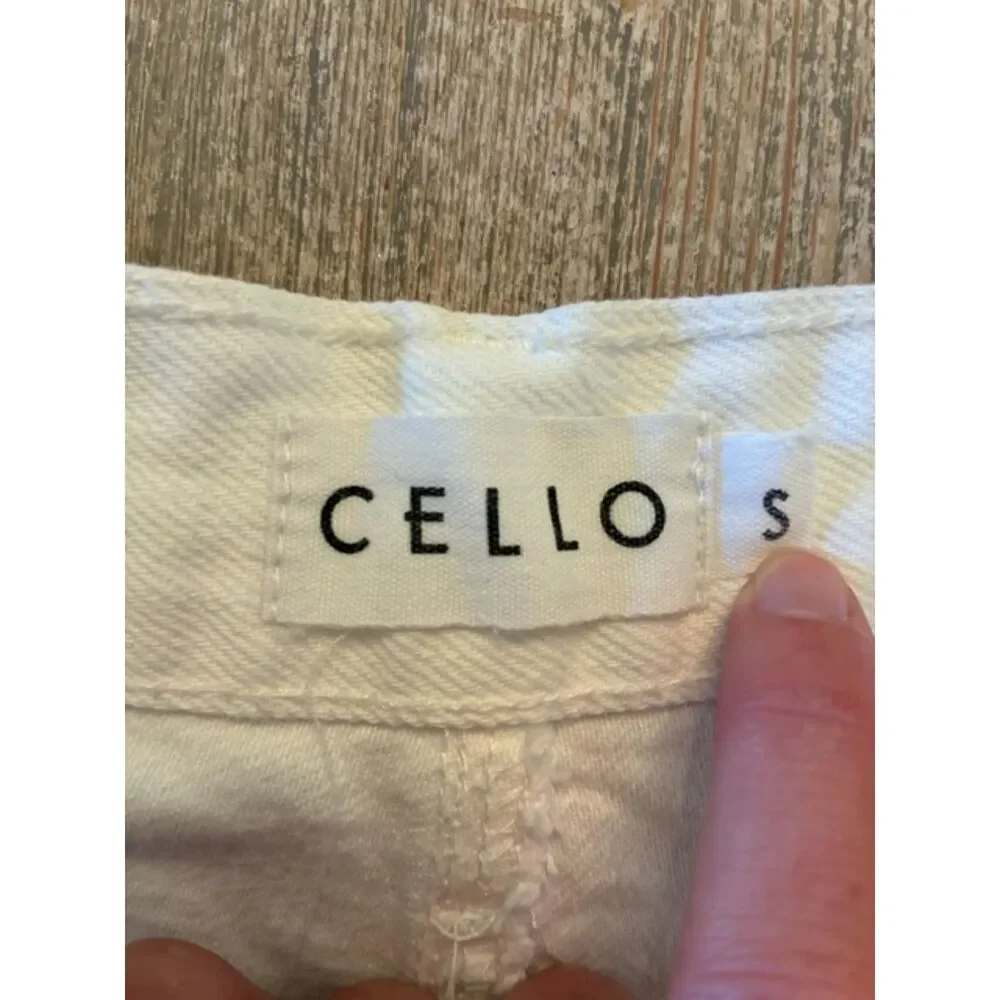 Cello High Rise Denim Shorts Women's Small White High Waisted EUC